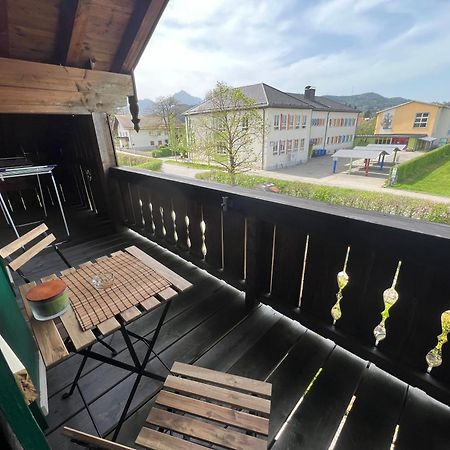 Gemuetliche Dachgeschosswohnung Mit Balkon Ainring Luaran gambar